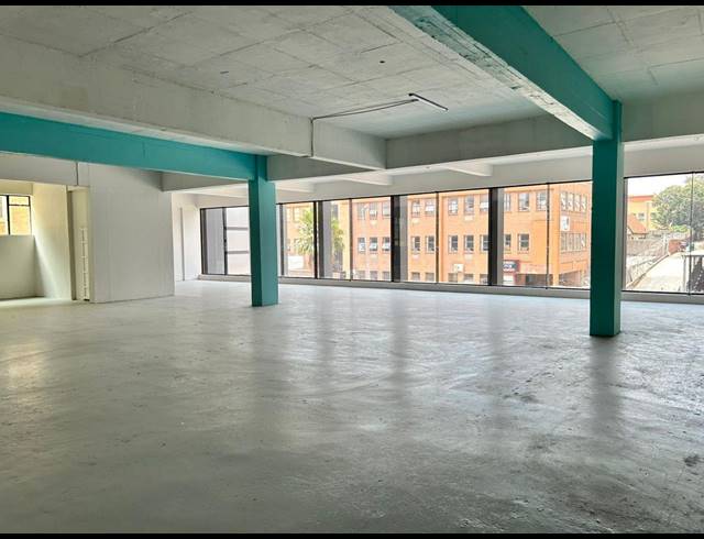 281M² WAREHOUSE TO LET IN WYNBERG